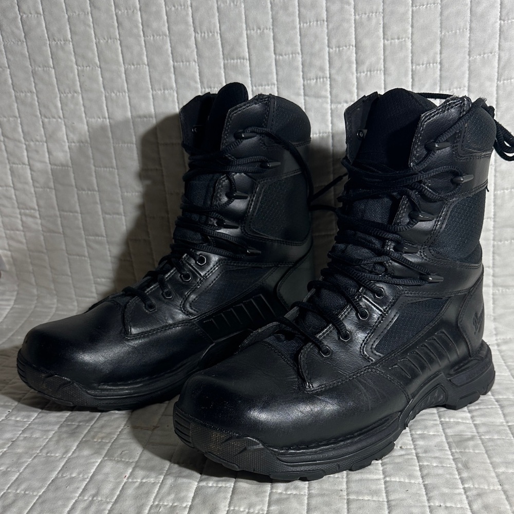 Danner Men's Striker Bolt 8" Waterproof Tactical Boots
